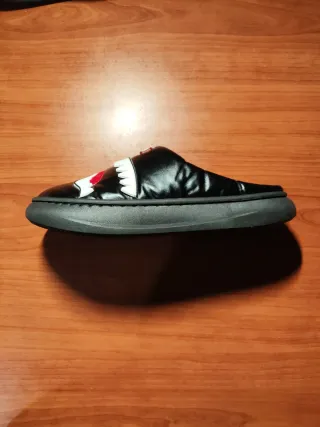 SHARK - Chanclas para casa