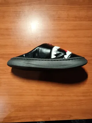 SHARK - Chanclas para casa