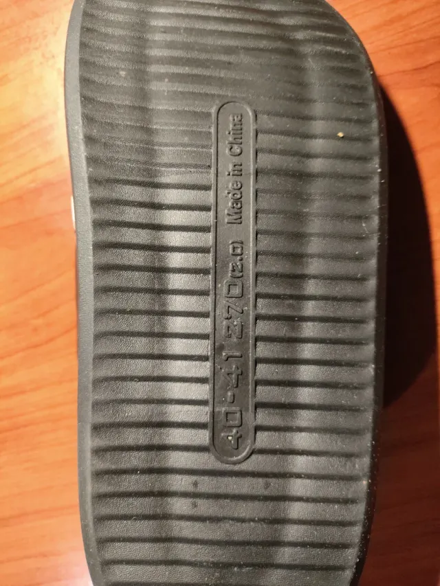 SHARK - Chanclas para casa