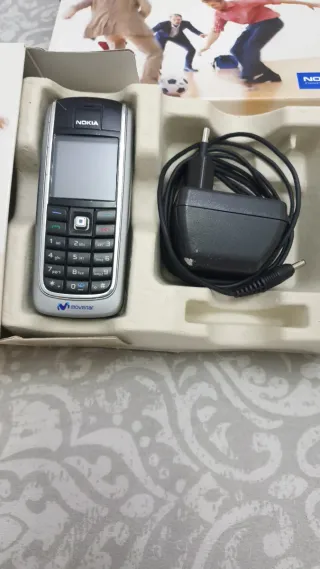 Nokia 6021 Teléfono Móvil 9 y un nokia mod 3109