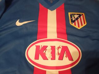 Camiseta Atlético de Madrid 2010/2011.