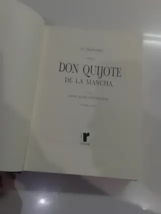 Dos libros muy grandes de don quijote de la mancha