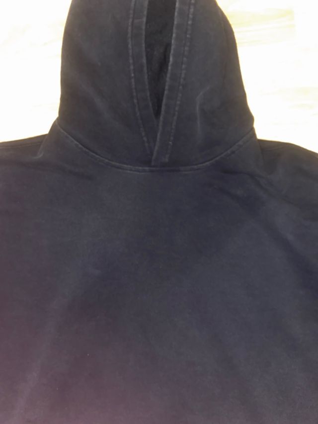 Sudadera Shein efecto desgastado