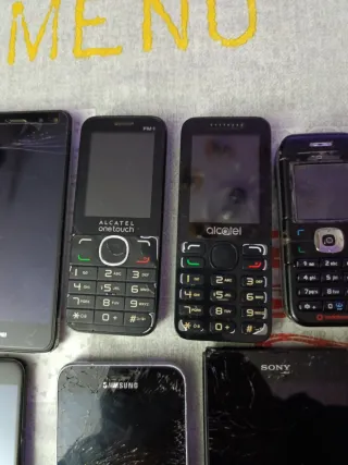 Lote móviles para piezas (Huawei, LG, Samsung, Son