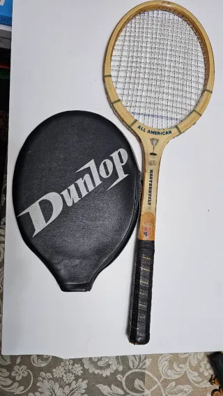 Lote de tres raquetas.