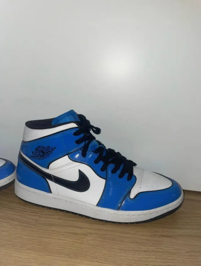 Zapatillas Jordan Air 1 Mid Azul Blanco