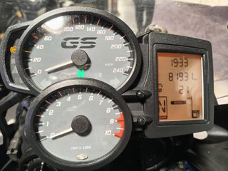 BMW F700GS del 2018 con suspensión electrónica