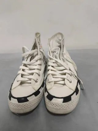 Converse Chuck Taylor x Off-White