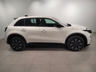 Fiat 600 600e RED 54kwh 115kw (156cv)