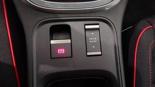 Fiat 600 600e RED 54kwh 115kw (156cv)