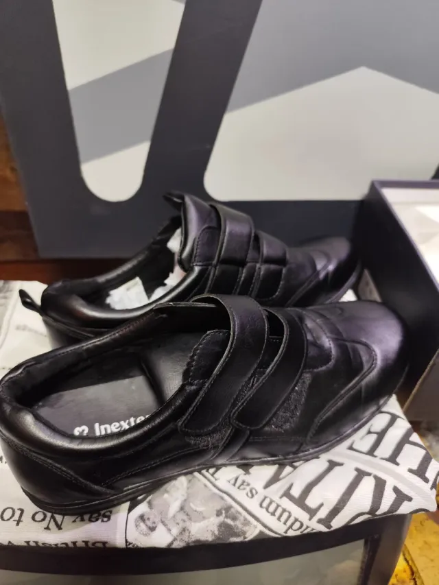 Zapatos negros In extenso talla 43