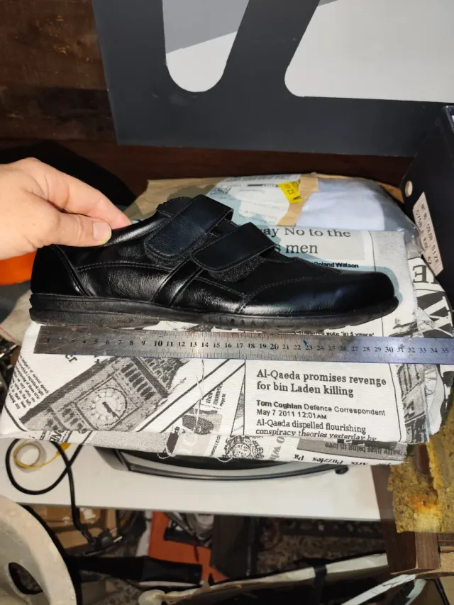 Zapatos negros In extenso talla 43