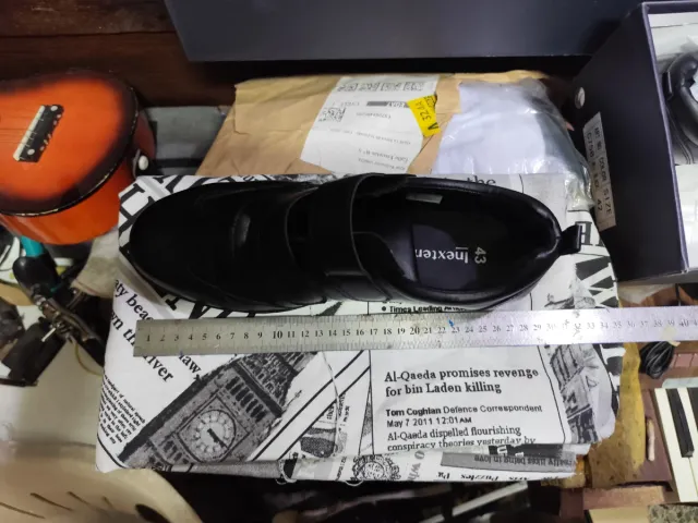 Zapatos negros In extenso talla 43