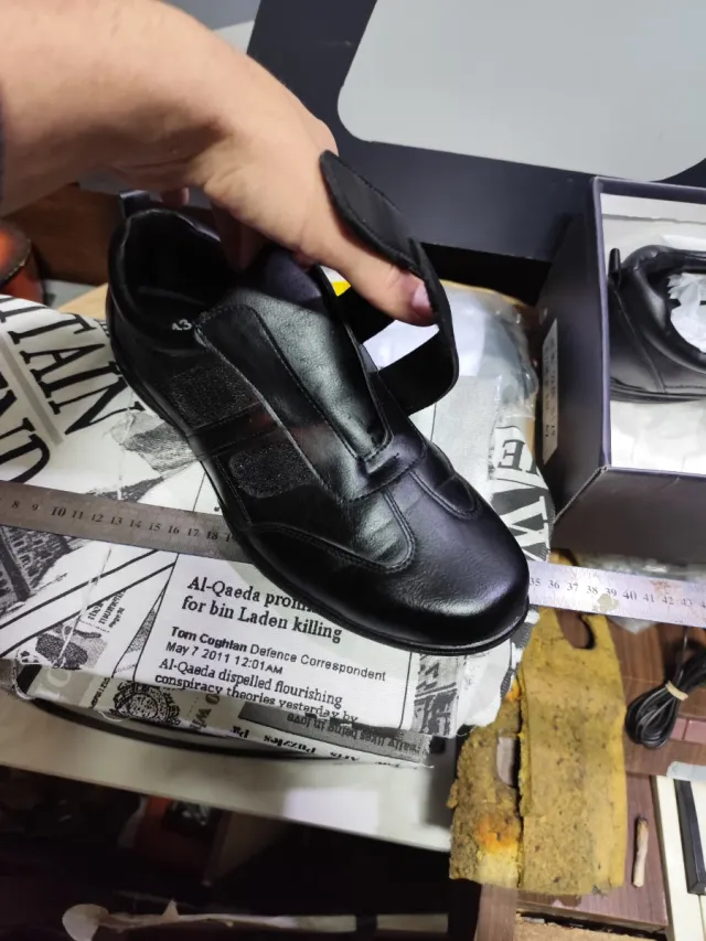 Zapatos negros In extenso talla 43