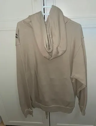 Sudadera Nike Beige y Negra