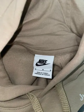 Sudadera Nike Beige y Negra