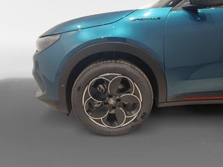 Alfa Romeo Junior Elettrica Speciale 115kW (156CV)