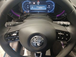 Alfa Romeo Junior Elettrica Speciale 115kW (156CV)