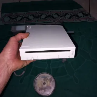 Nintendo Wii "especial" + 23 jocs.