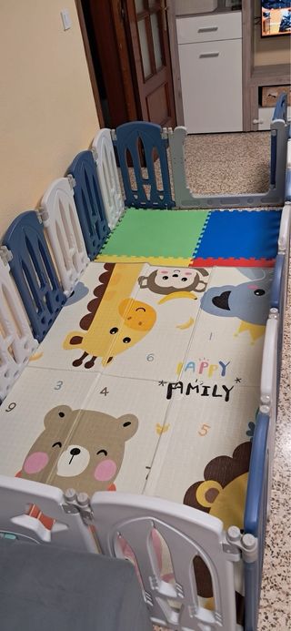 Parque infantil QEENTOE 16+2 piezas