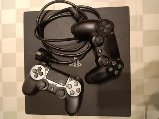 PS4 Pro 1TB Sony Negra amb dos comandaments
