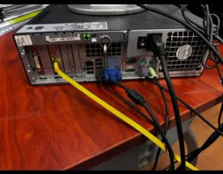 Ordenador Fujitsu Negro