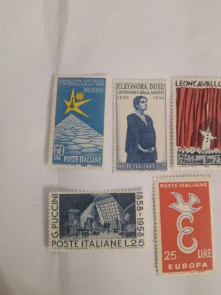 5 Francobolli Italiani 1956/58 Nuovi