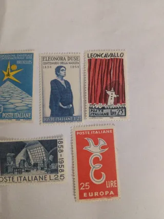 5 Francobolli Italiani 1956/58 Nuovi