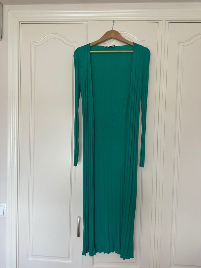 Cárdigan largo Zara