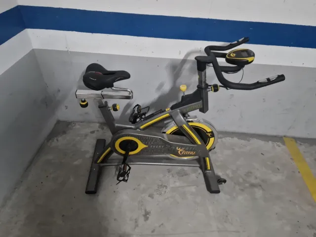 Bici Spinning volante inercia 24kg Fitfiu Besp-24