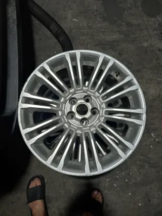 Llanta 19 Range Rover Evoque original