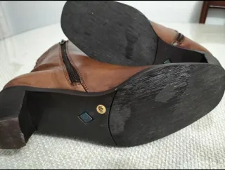 Botines de piel marrones