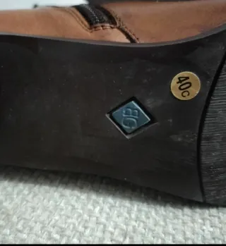 Botines de piel marrones