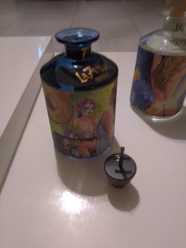 Bottiglie vuote J. Rose