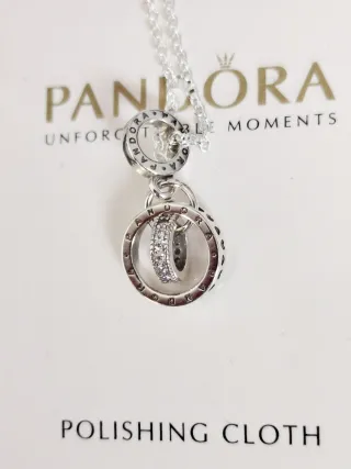 Charm Colgante Dos Círculos Logo y Cadena