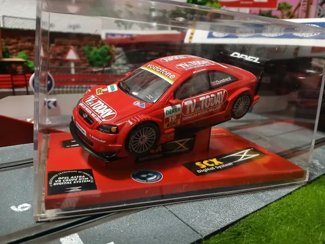 Scalextric Opel Astra V8 Coupe Digital