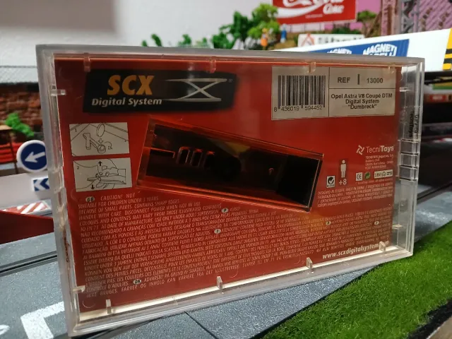 Scalextric Opel Astra V8 Coupe Digital