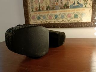 Sandalias cuña negras CASAS