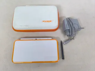 New Nintendo 2DS XL Naranja y Blanco
