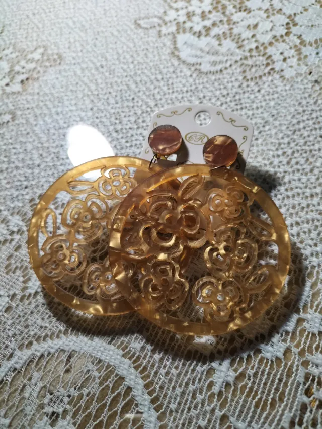 Pendientes Anfermoda dorados y rojos