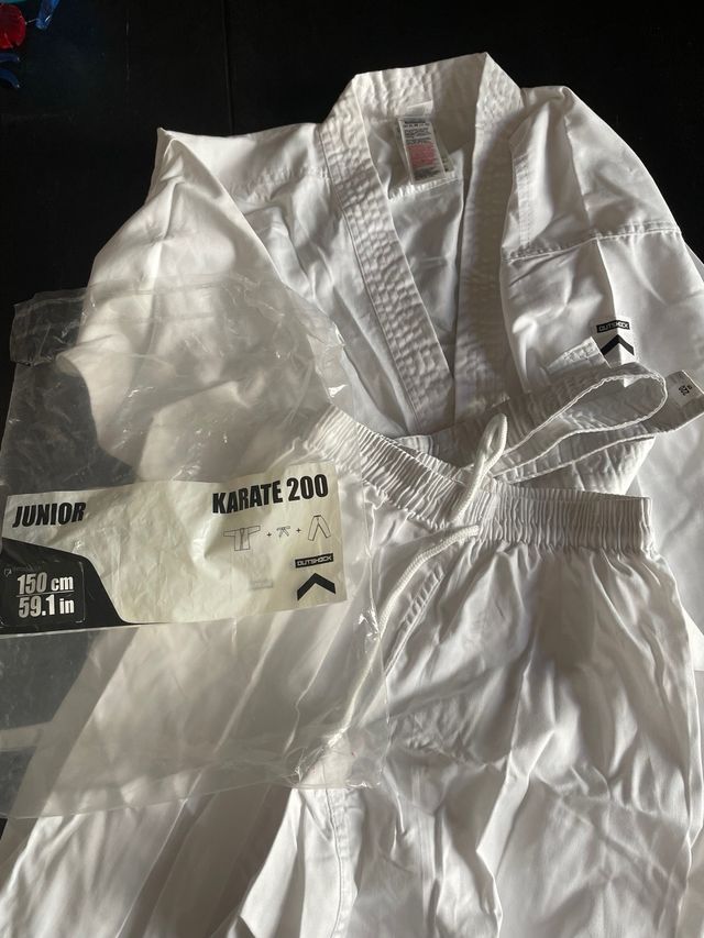 Kimono Karate Infantil Outshock 150cm