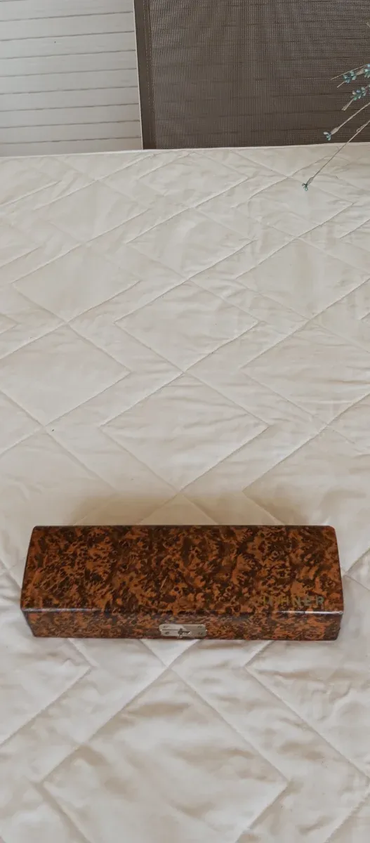 Armónica HOHNER Antigua con Estuche