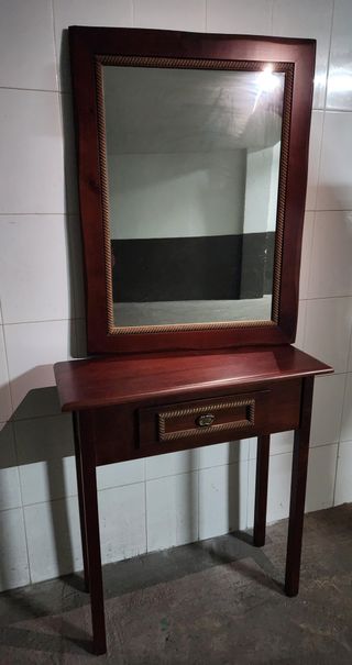 Mesa de entrada con espejo madera