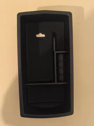 Bandeja reposabrazos VW Passat B7/CC