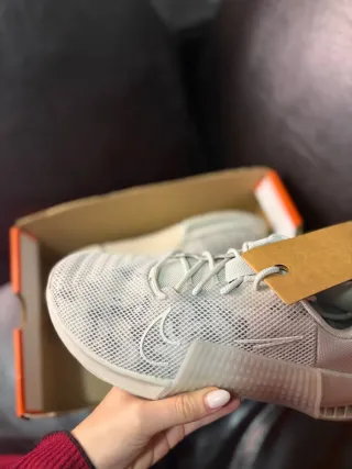 Nike Metcon 9 Scarpe Crossfit Grigio Bianco