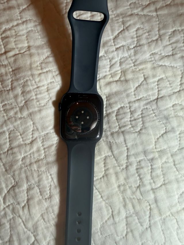 Apple Watch Series 8 45mm GPS Medianoche