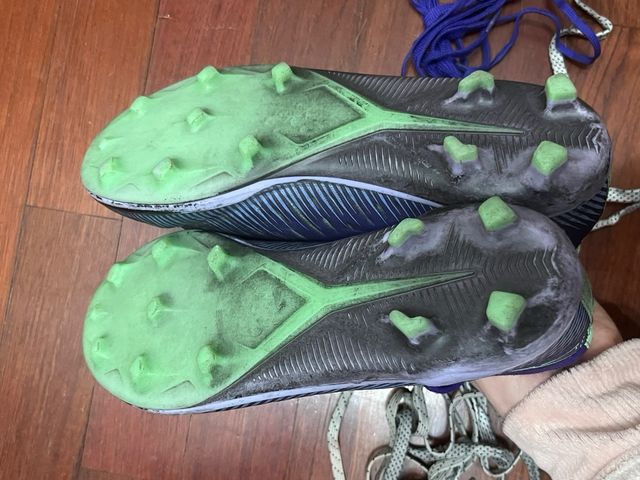 Botas de fútbol Adidas sin cordones