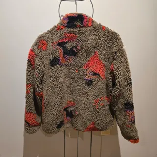 Chaqueta polar Zara estampada