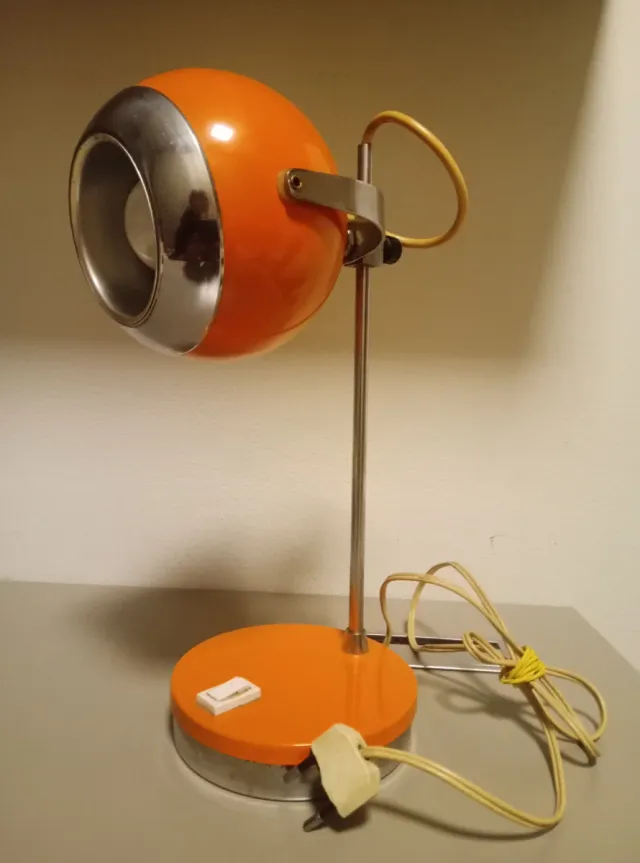 Lampada Space Age Eyeball Cromato/Arancione.