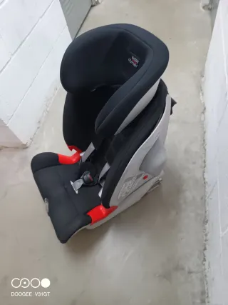 Silla coche Britax Römer con isofix